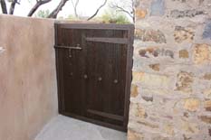 Service Gates 10